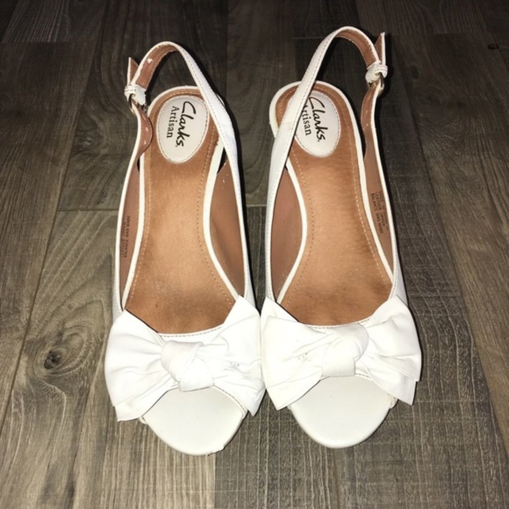 Clarks Artisan Peeptoe Slingback Wedges size 7.5